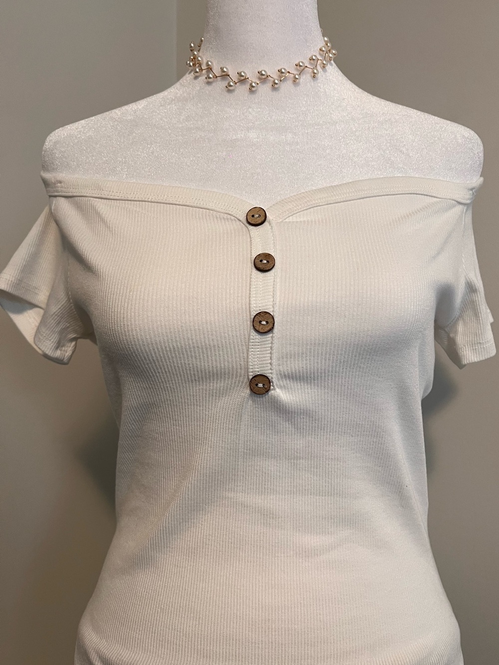 gaze Off-Shoulder Ribbed Henley Top - White
